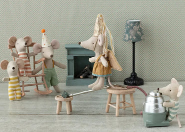 Maileg Fairy Clothes in Suitcase lil sister mouse