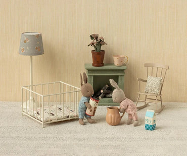 Maileg Rabbit, Micro - Sand - Rose knitted suit