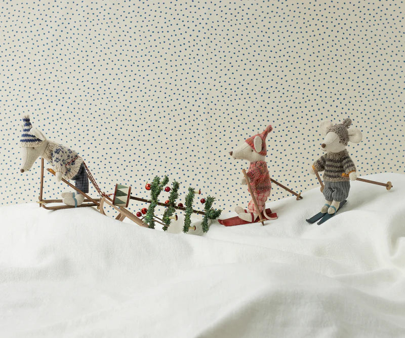 Maileg Winter Mouse w ski set Dad