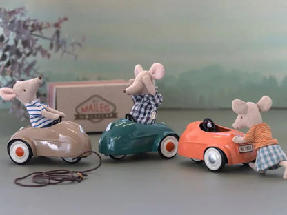 Maileg Mouse car brown